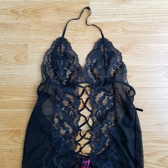 La Senza lace lingerie open back halter - Picture 2 of 8